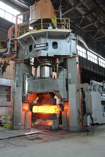 Златоустовский металлургический завод продолжает пополнять кованый сортамент