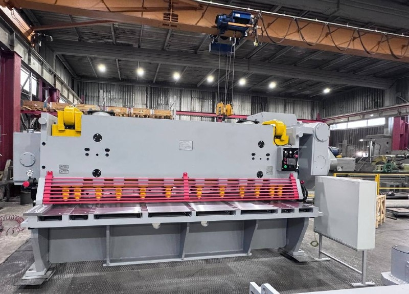 Отгрузка ножниц гильотинных кривошипных НА3221