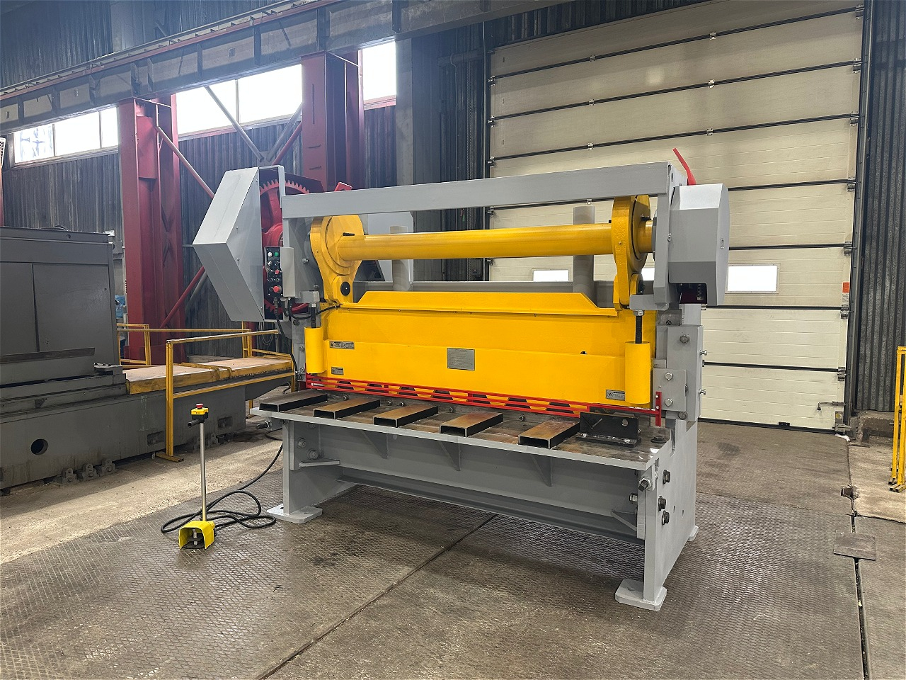 Отгрузка ножниц гильотинных электромеханических модели МНГ 13 Отгрузка ножниц гильотинных электромеханических модели МНГ 13